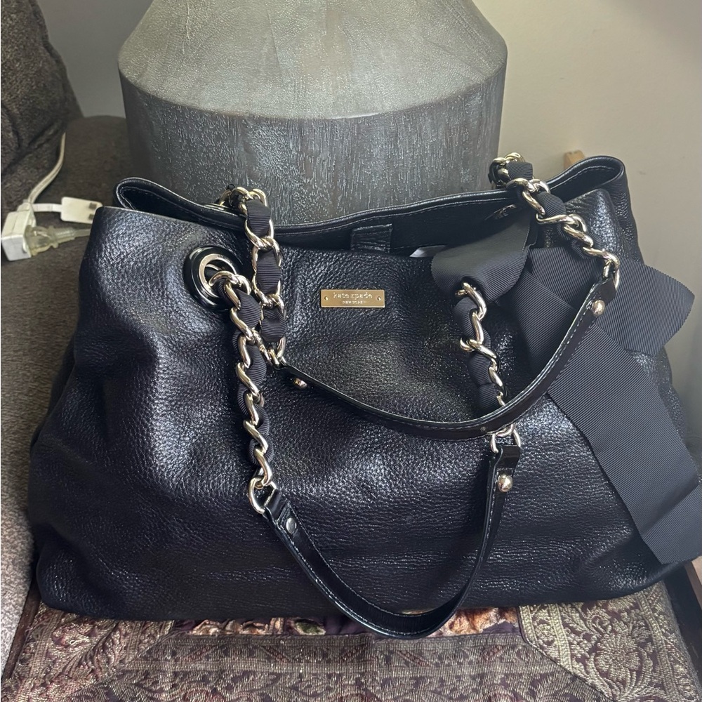 Rare🔥Authentic KATE SPADE Shimmery leather Bow Chain 3 compartments shoulder
